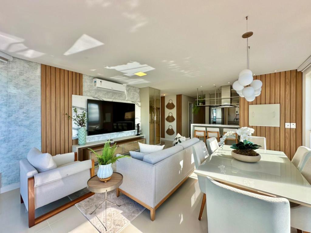 Apartamento 3 Dormitórios