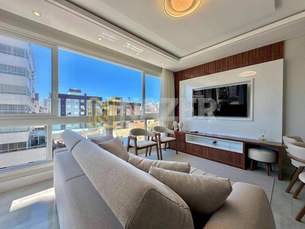 Apartamento 3 Dormitórios