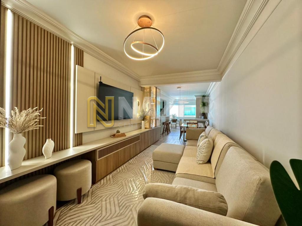 Apartamento 3 Dormitórios