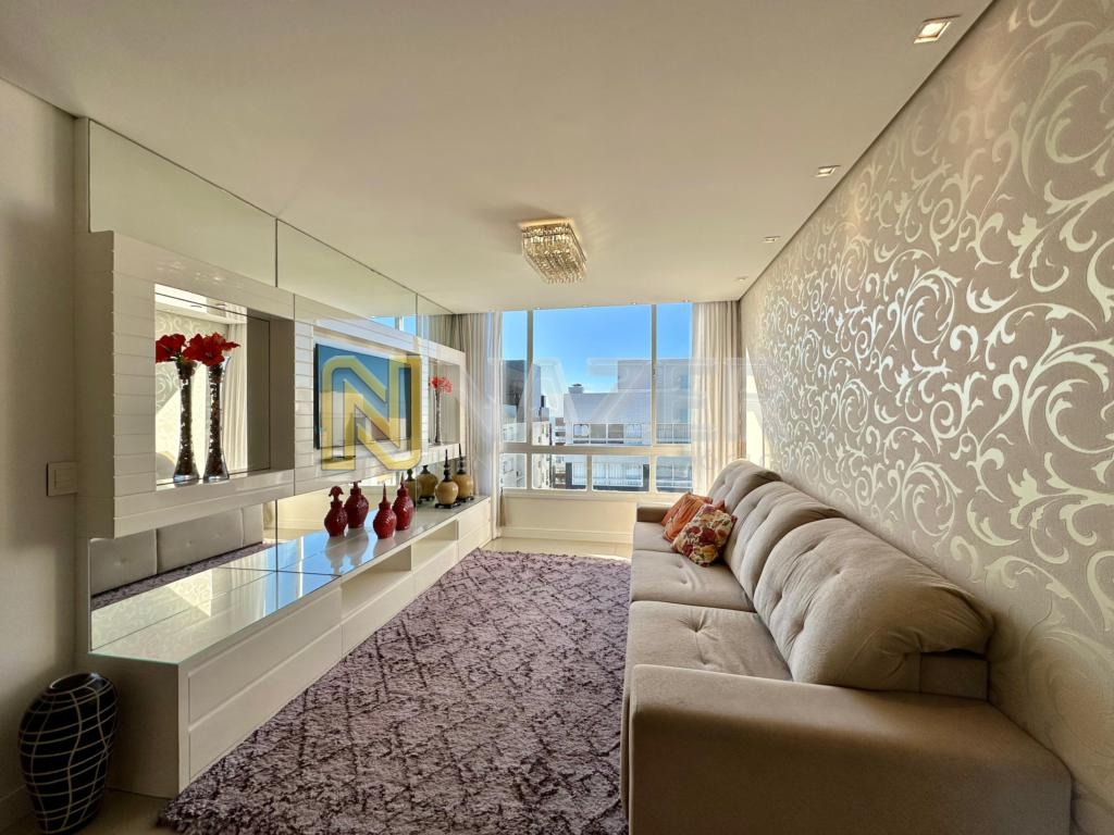 Apartamento 3 Dormitórios