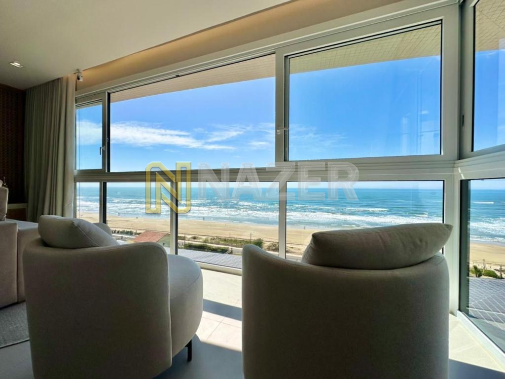 Apartamento 4 Dormitórios