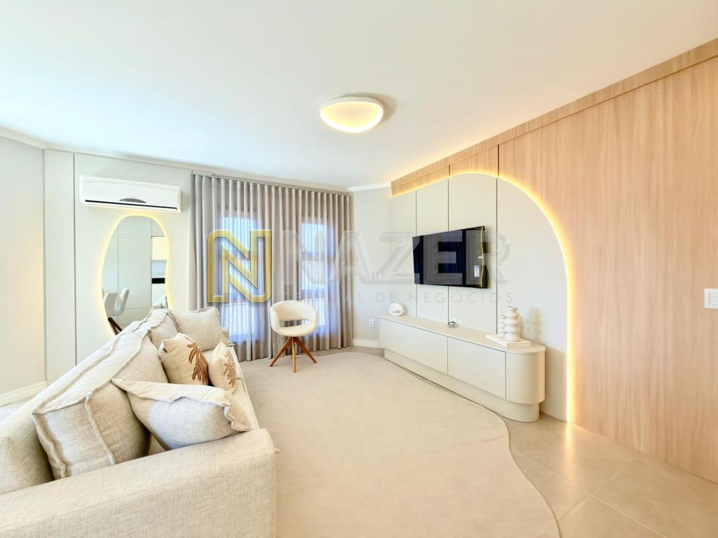 Apartamento 3 Dormitórios